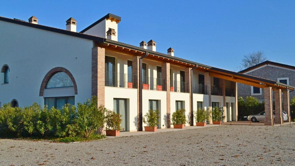 Corte Della Rocca Bassa 3*