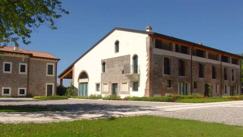 Corte Della Rocca Bassa Hotel 3*